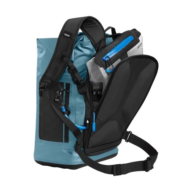 CamelBak ChillBak™ Pack 30 Soft Cooler & Hydration Centre