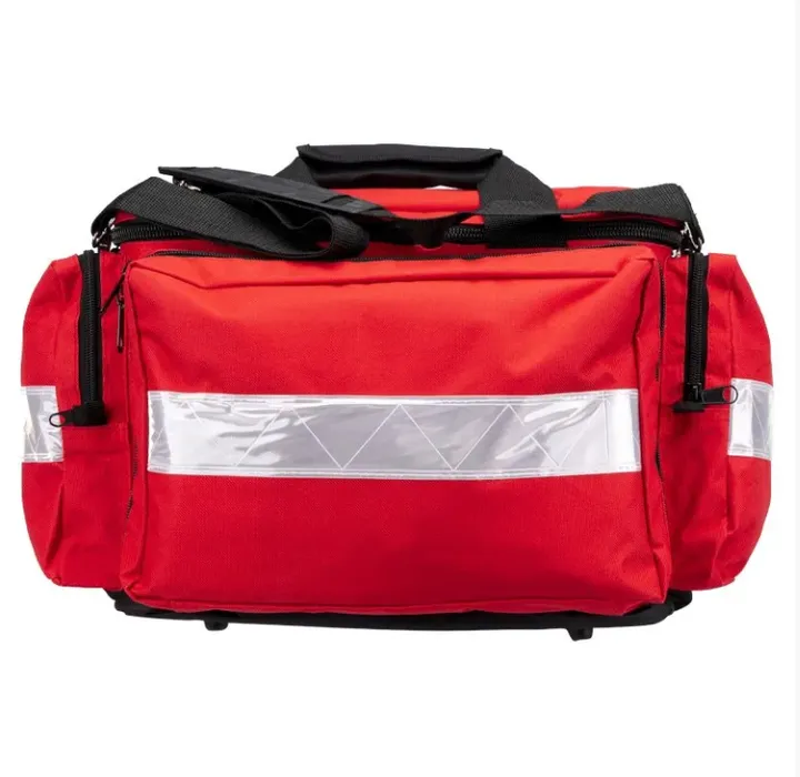 Emergency Medical Trauma Doctor Ambulance . الطوارئ الطبية الصدمات طبيب سيارة إسعاف