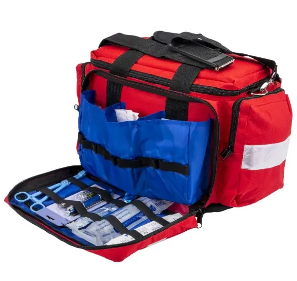 Emergency Medical Trauma Doctor Ambulance . الطوارئ الطبية الصدمات طبيب سيارة إسعاف