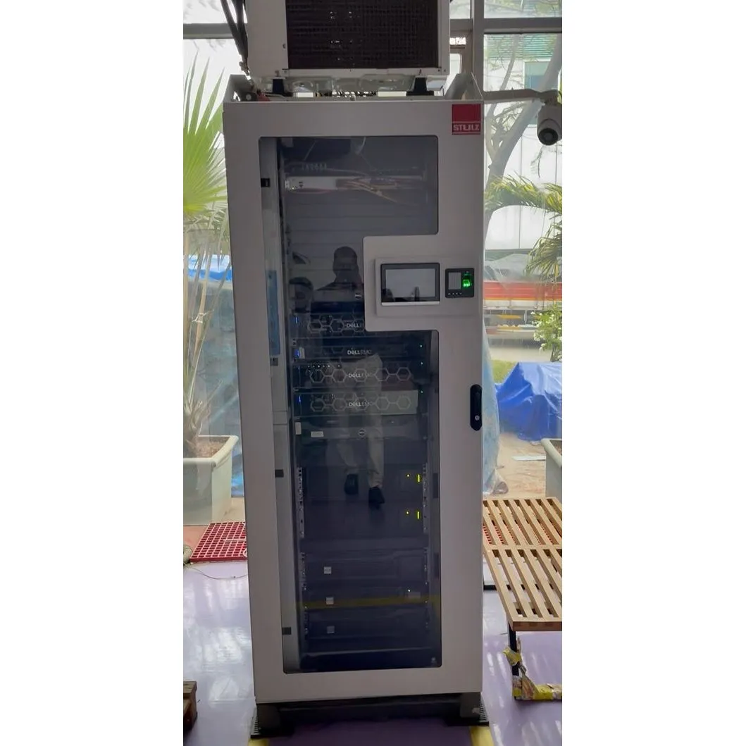Stulz Single Rack Nano All-In-One MicroDatacenter